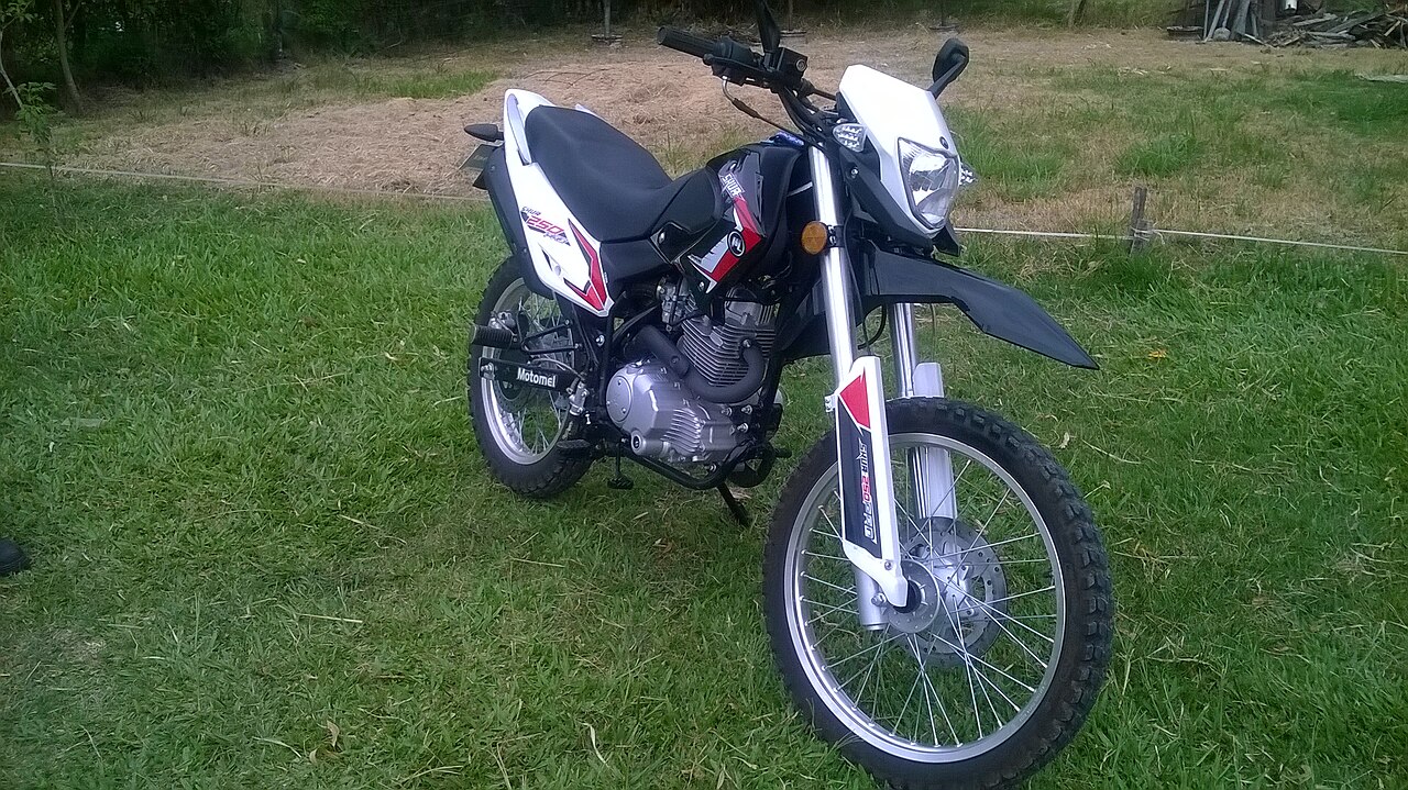 Motomel Skua 250 Pro